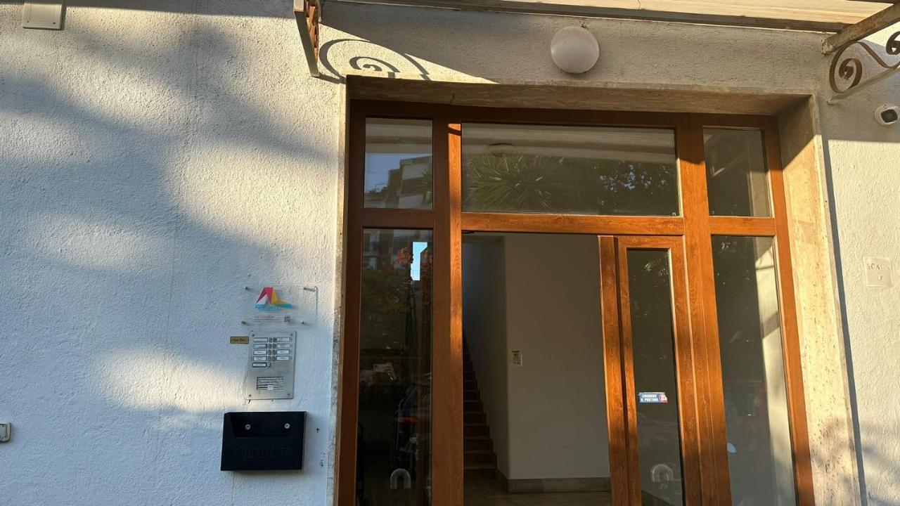 Patriziella 4 Rooms Sorrento Bagian luar foto