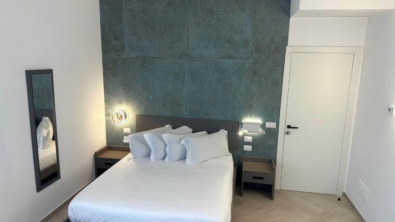Patriziella 4 Rooms Sorrento Bagian luar foto